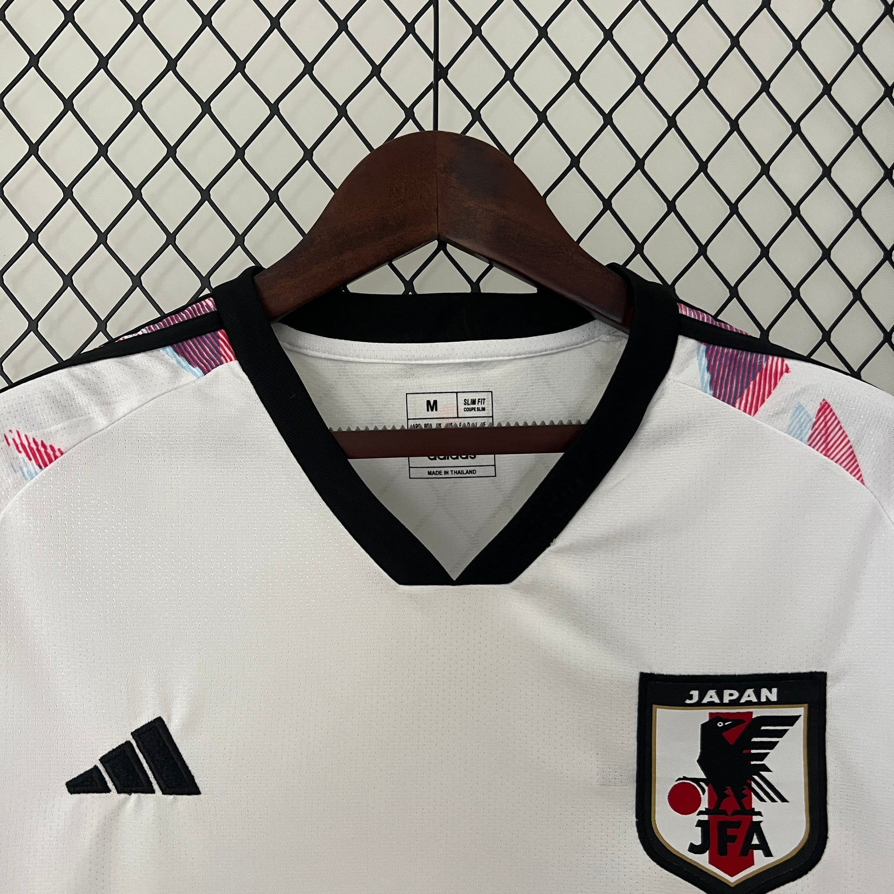 Camisa Seleção Japão Anime 2024/25 - Adidas Torcedor Masculina - Branca/Preta