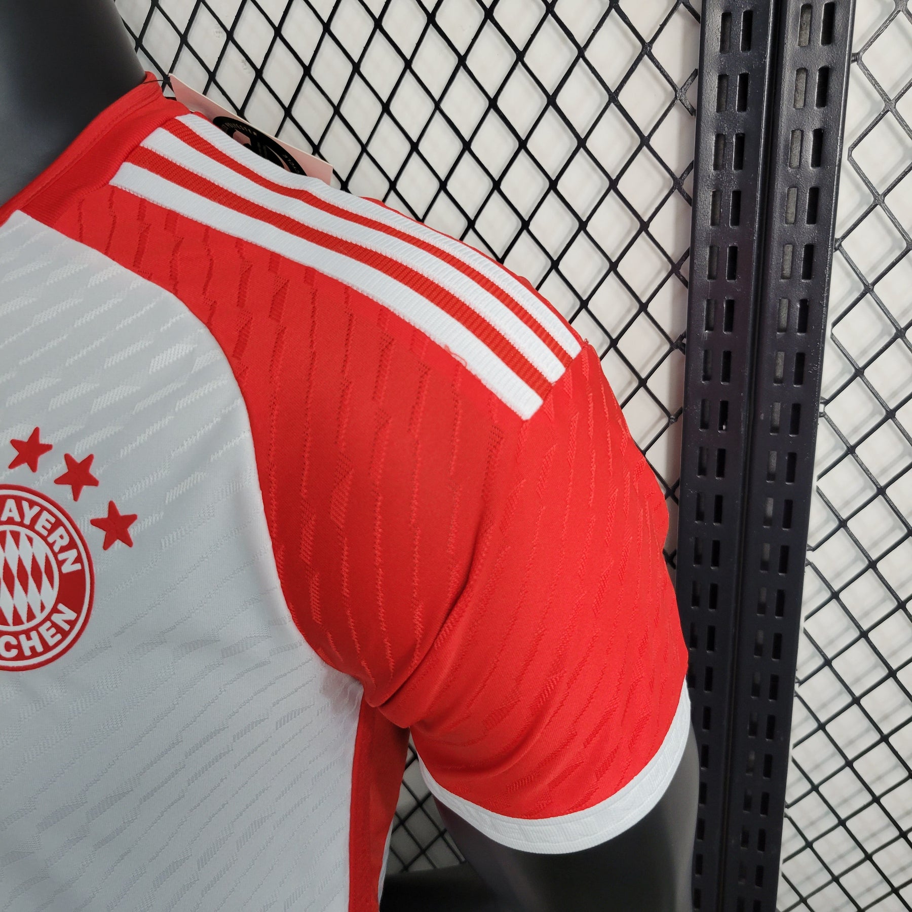 Camisa Bayern de Munique Home 2023/24 - Adidas Jogador Masculina - Branca/Vermelha