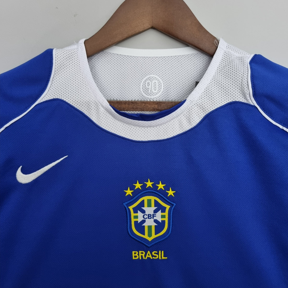 Camisa Seleção Brasil Away 2004/06 - Nike Retrô Masculina - Azul/Branca