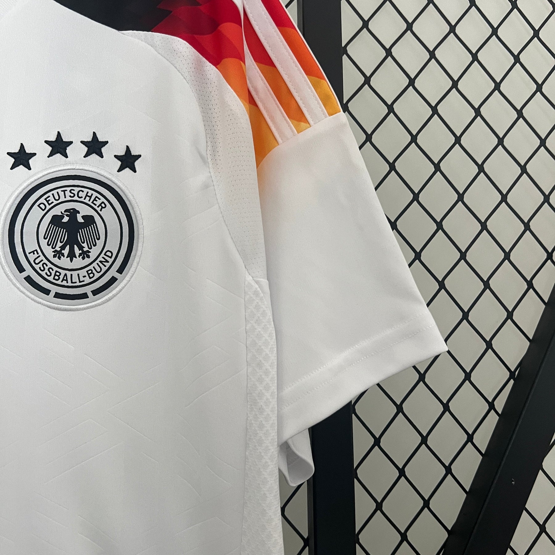 Camisa Seleção Alemanha Home 2024/25 - Adidas Torcedor Masculina - Branca/Preta