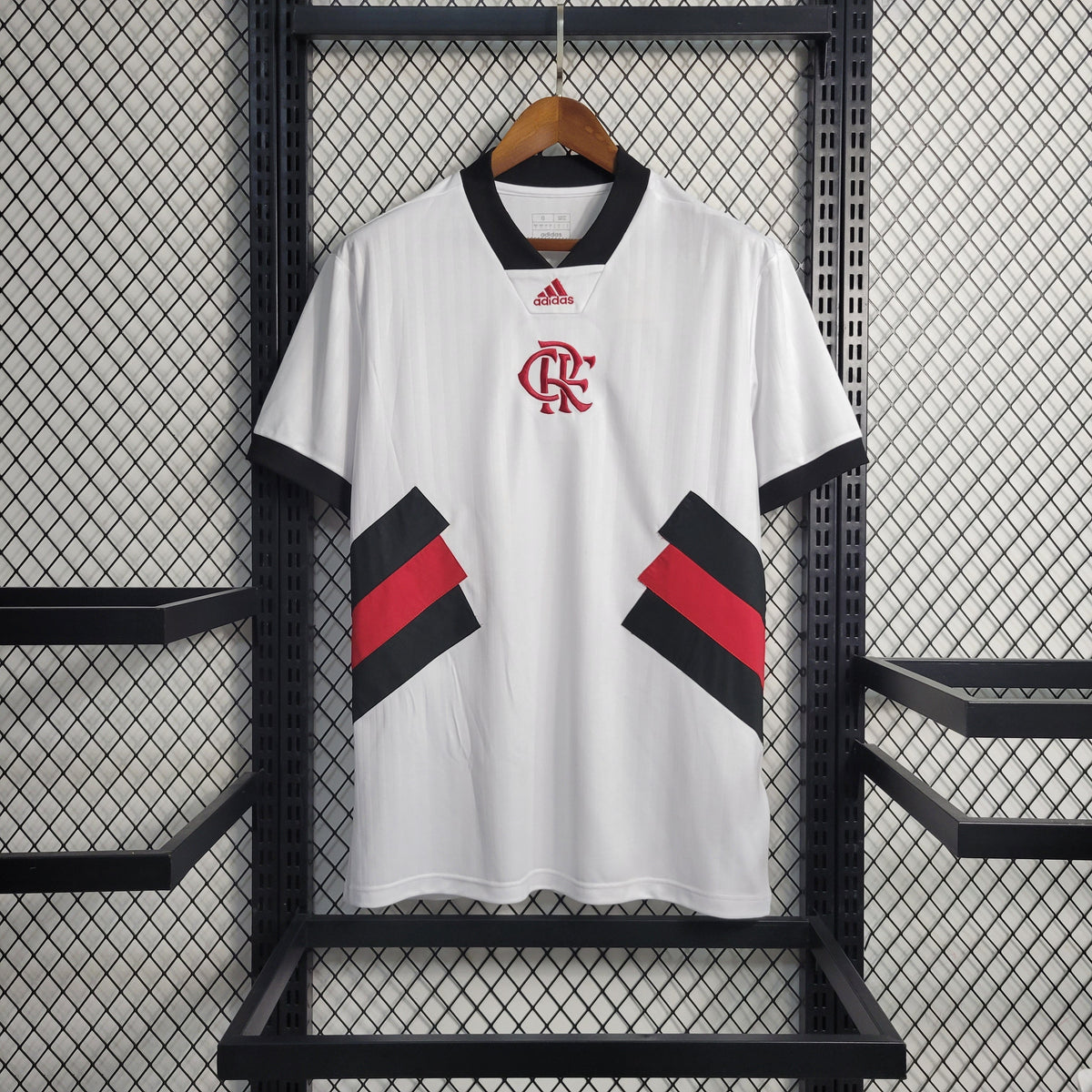 Camisa Flamengo 2023/24 - Adidas Torcedor Masculina - Branca/Vermelha/Preta