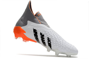 Chuteira Adidas Predator Freak + White Spark