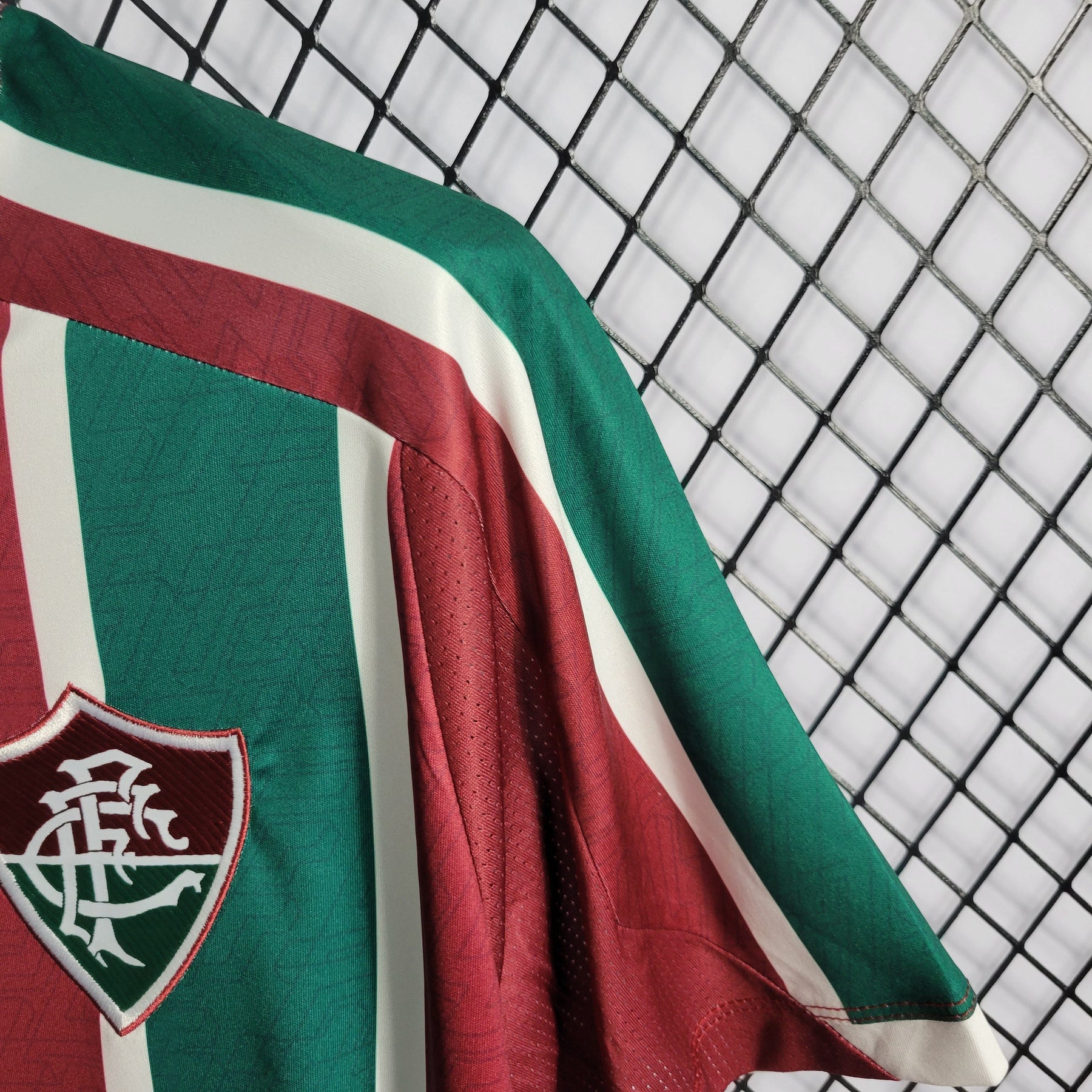 Camisa Fluminense Home 2022/23 - Umbro Torcedor Masculina - Vermelha/Verde