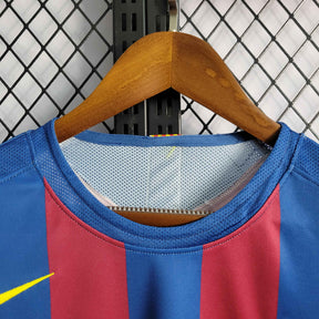 Camisa Barcelona Home 2005/06 - Nike Retrô Masculina - Vermelha/Azul