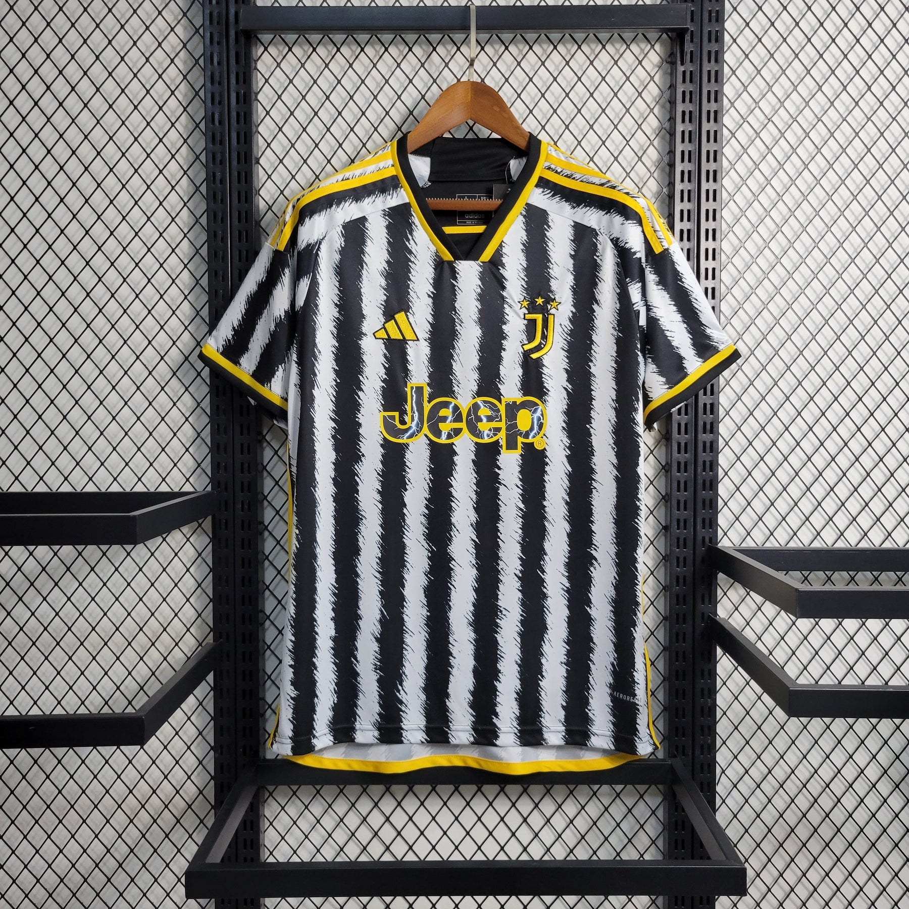 Camisa Juventus Home 2023/24 - Adidas Torcedor Masculina - Branca/Preta