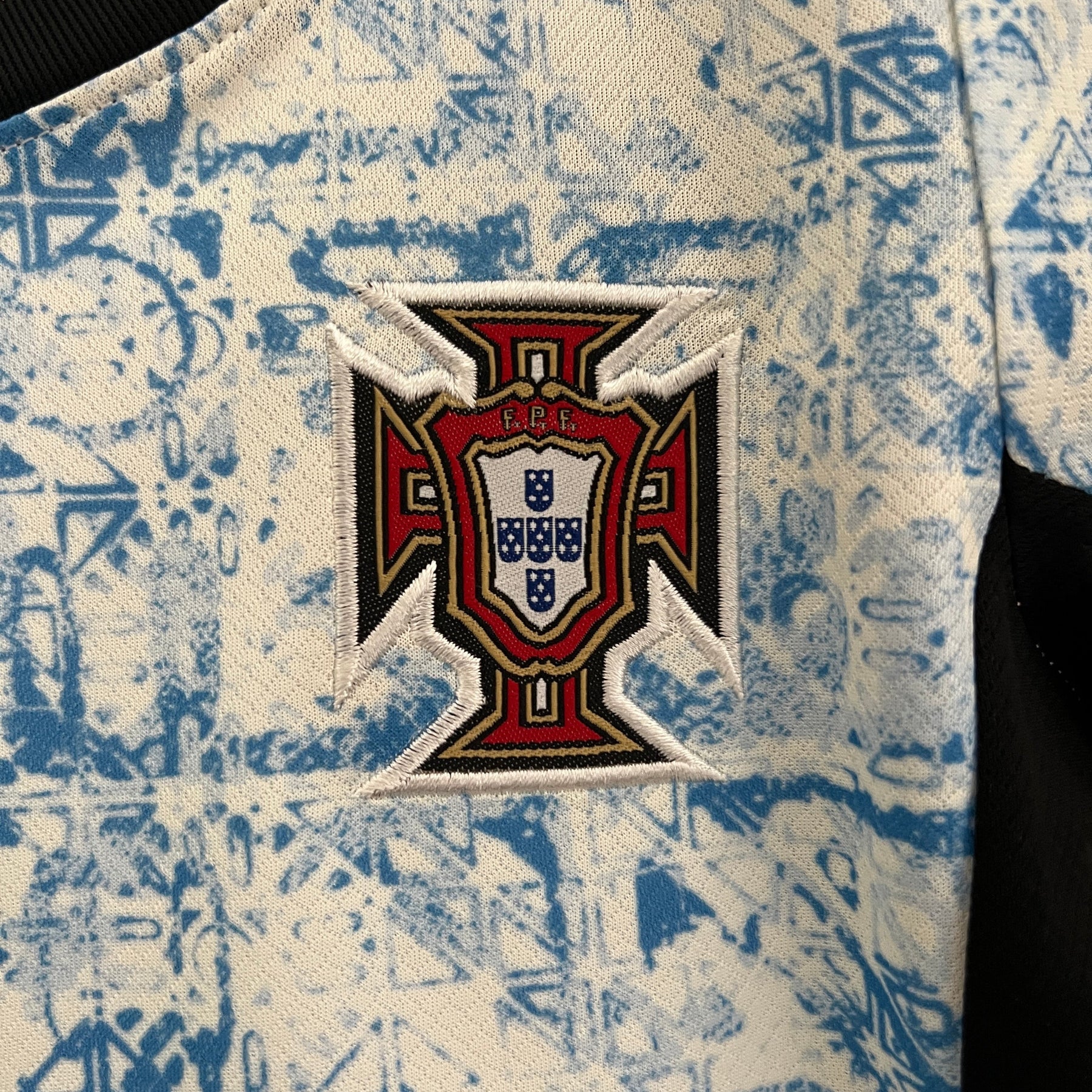 Kit Infantil Seleção Portugal Away 2024/25 - Nike Torcedor - Branca/Azul