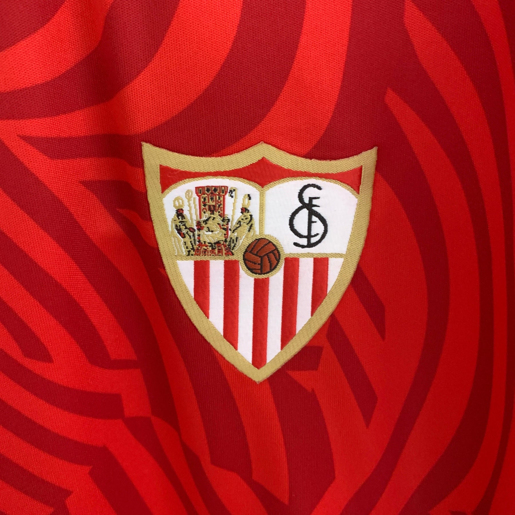 Camisa Sevilla Away 2023/24 - Castore Torcedor Masculina - Vermelha