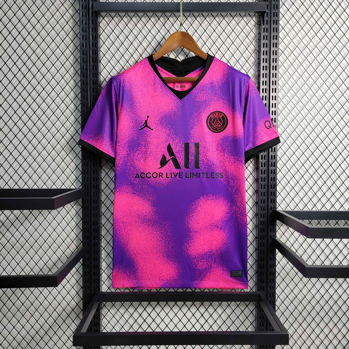 Camisa PSG Fourth 2020/21 - Jordan Torcedor Masculina - Rosa/Roxa