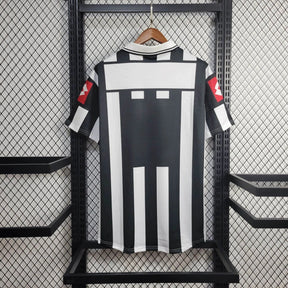 Camisa Juventus Home 2001/02 - Lotto Retrô Masculina - Branca/Preta