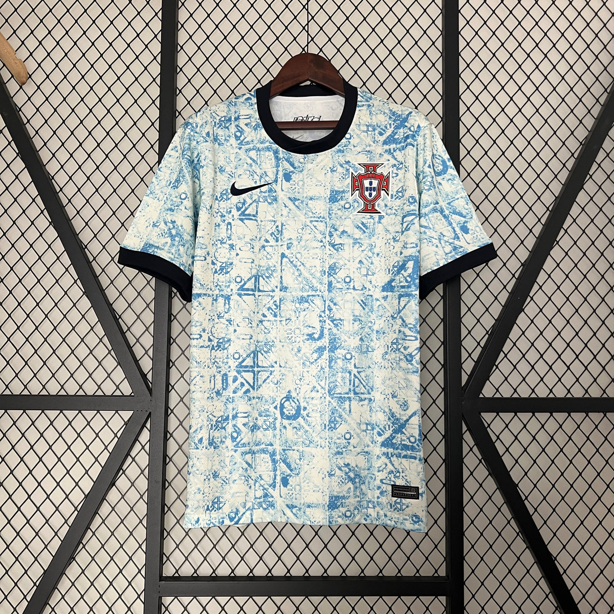 Camisa Seleção Portugal Away 2024/25 - Nike Torcedor Masculina - Azul/Branca