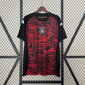 Camisa Seleção Alemanha Edição Especial 2024/25 - Adidas Torcedor Masculina - Vermelha/Preta