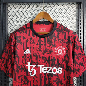 Camisa Manchester United Treino 2023/24 - Adidas Torcedor Masculina - Vermelha/Preta