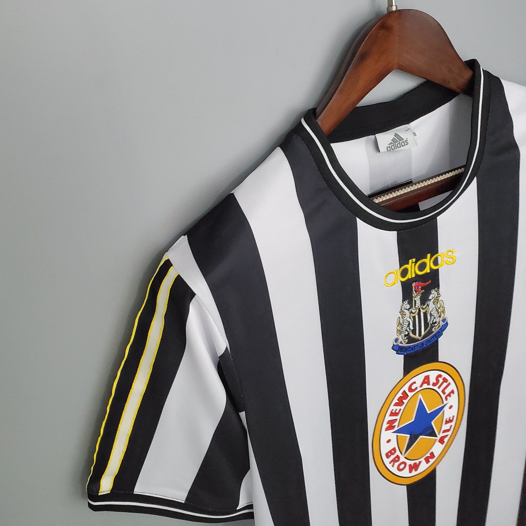 Camisa Newcastle Home 1997/99 - Adidas Retrô Masculina - Branca/Preta