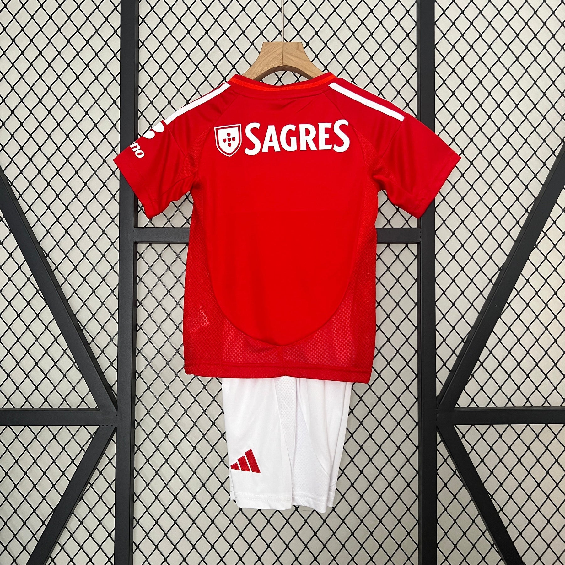 Kit Infantil Benfica Home 2024/25 - Adidas Torcedor - Vermelha/Branca