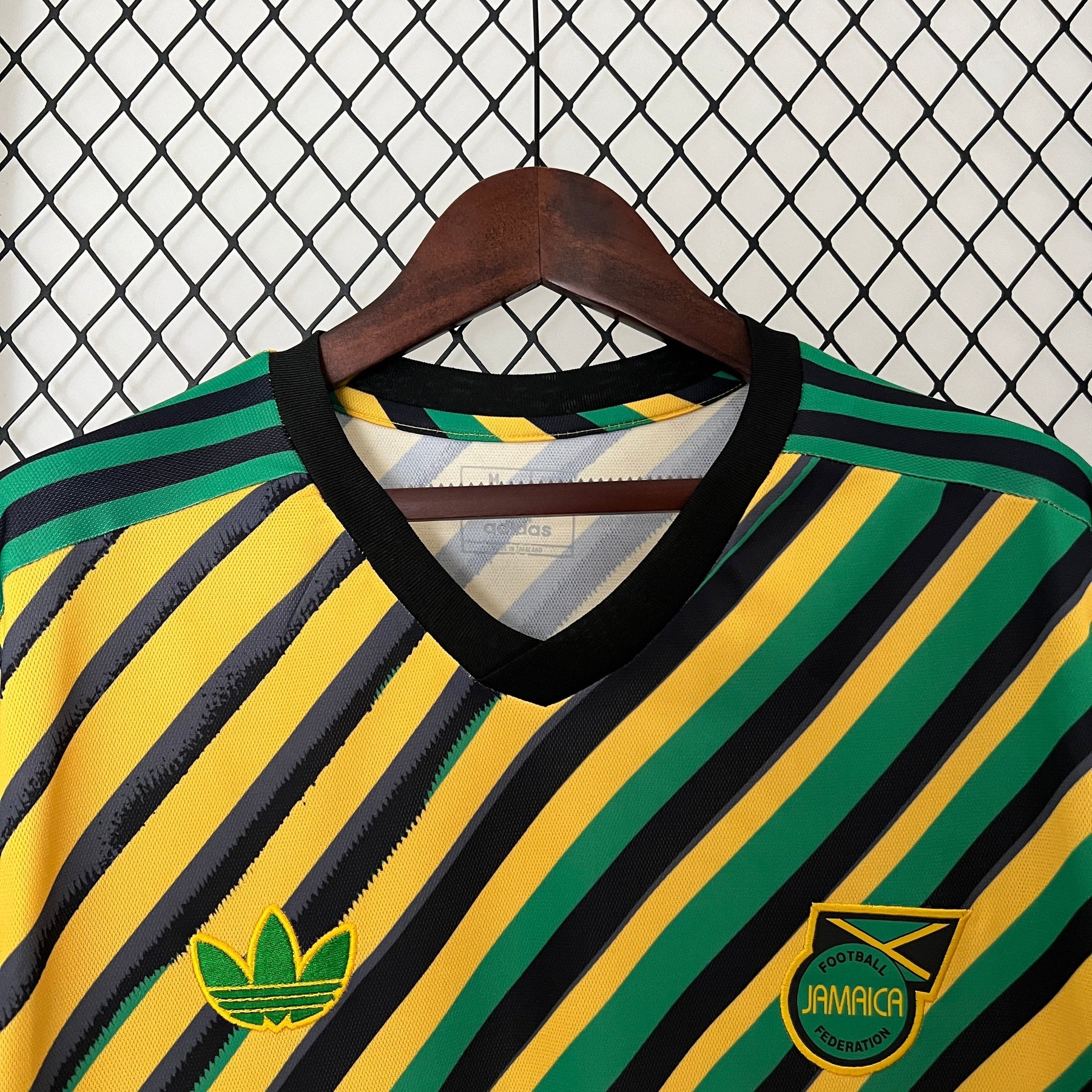 Camisa Seleção Jamaica Treino 2024/25 - Adidas Torcedor Masculina - Verde/Amarela