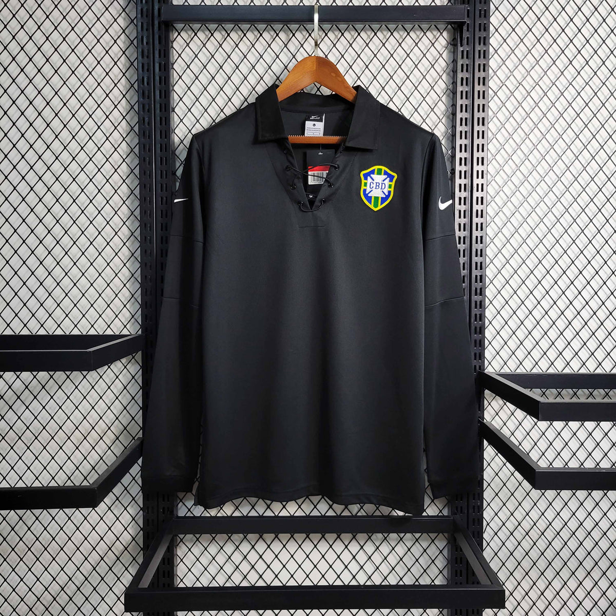 Camisa Seleção Brasil Manga Longa Edição Black 2004/05 - Nike Retrô Masculina - Preta