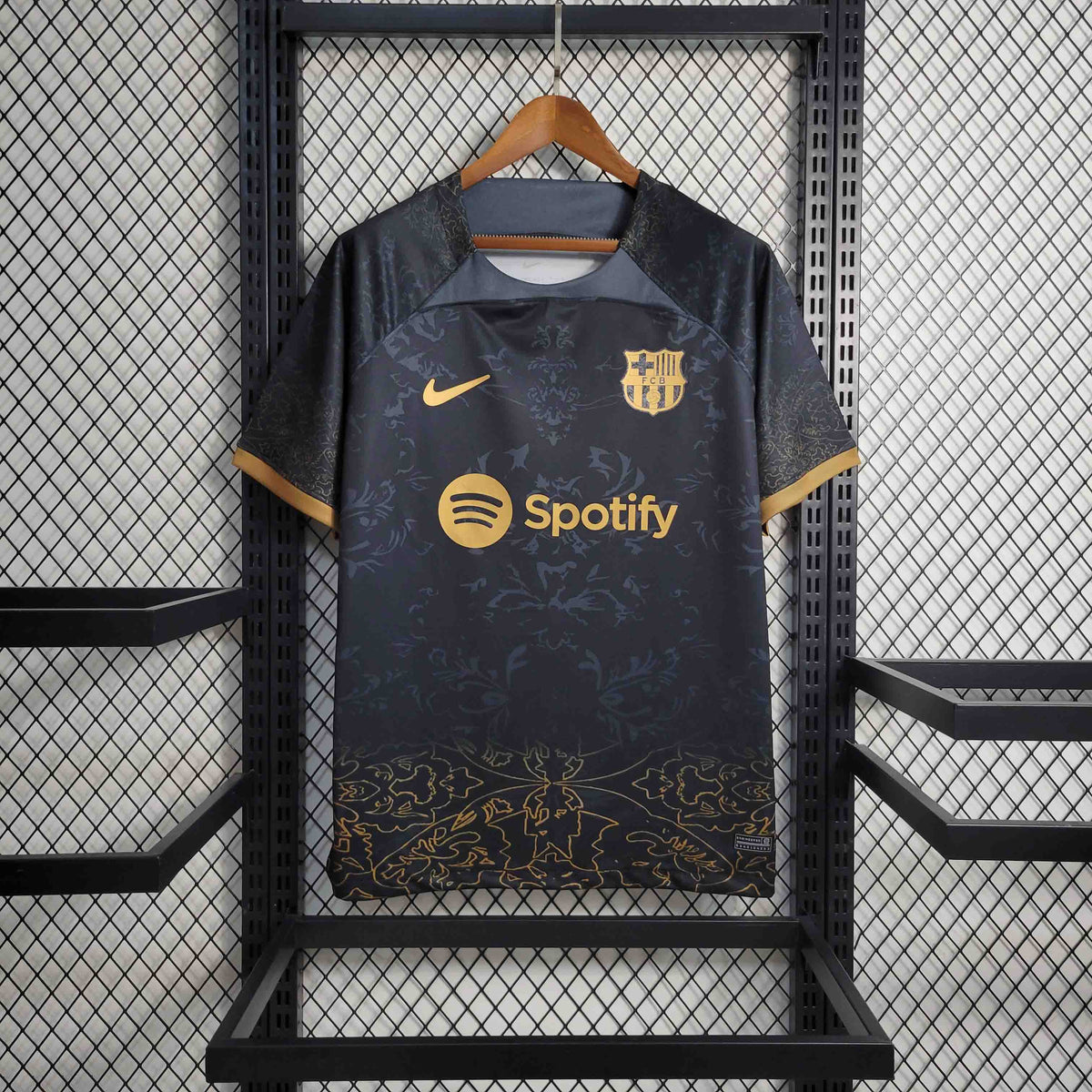 Camisa Barcelona Edição Especial 2023/24 - Nike Torcedor Masculina - Preta/Dourada