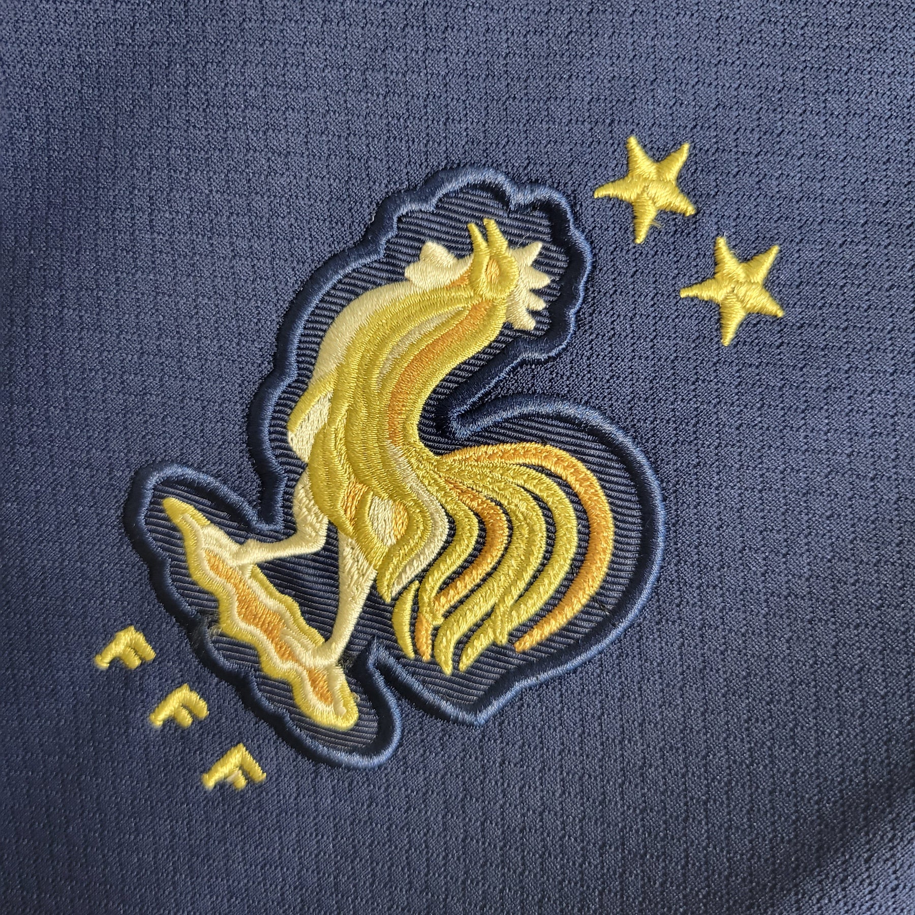 Camisa Seleção França Home 2022/23 - Nike Torcedor Masculina - Azul/Dourada