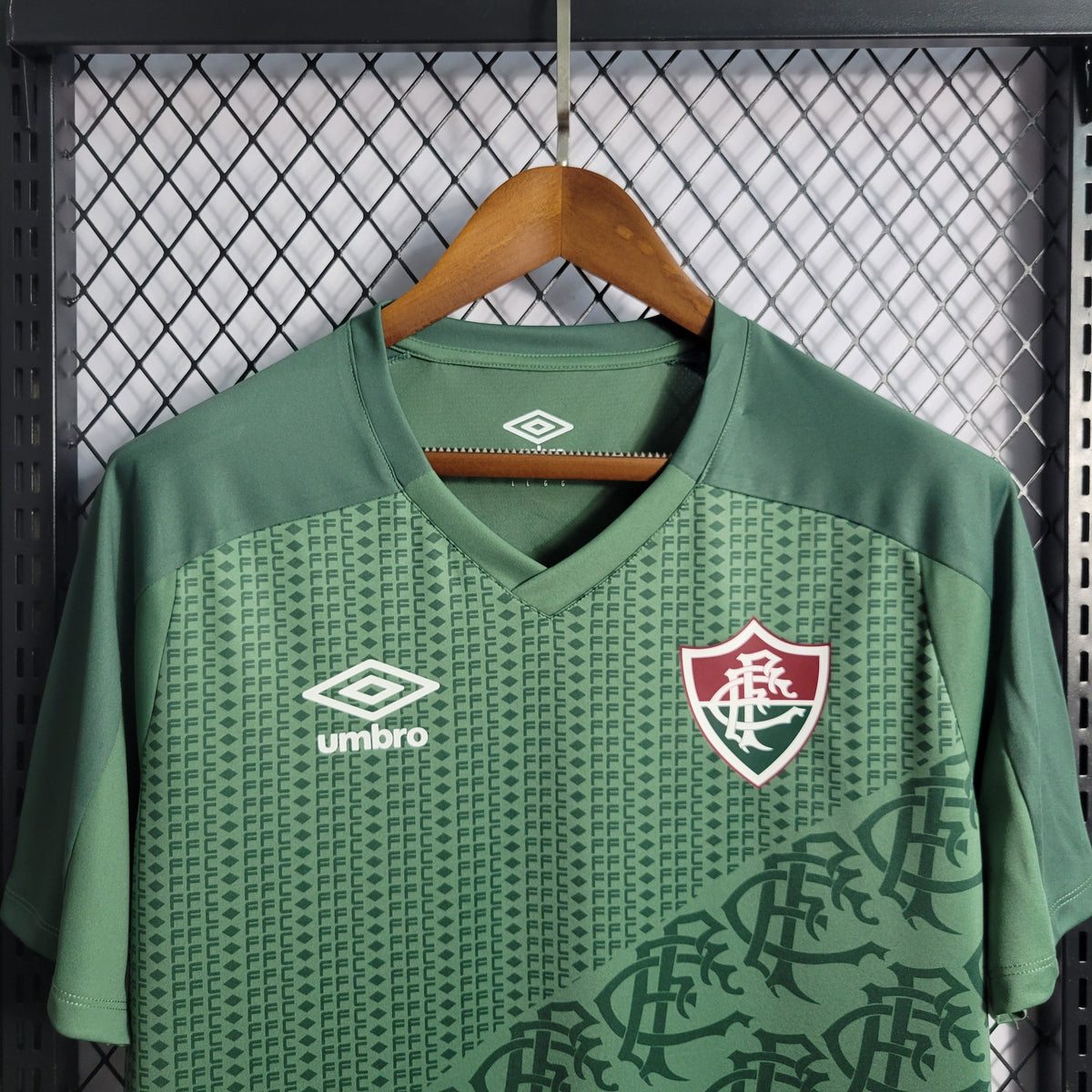 Camisa Fluminense Treino 2023/24 - Umbro Torcedor Masculina - Verde