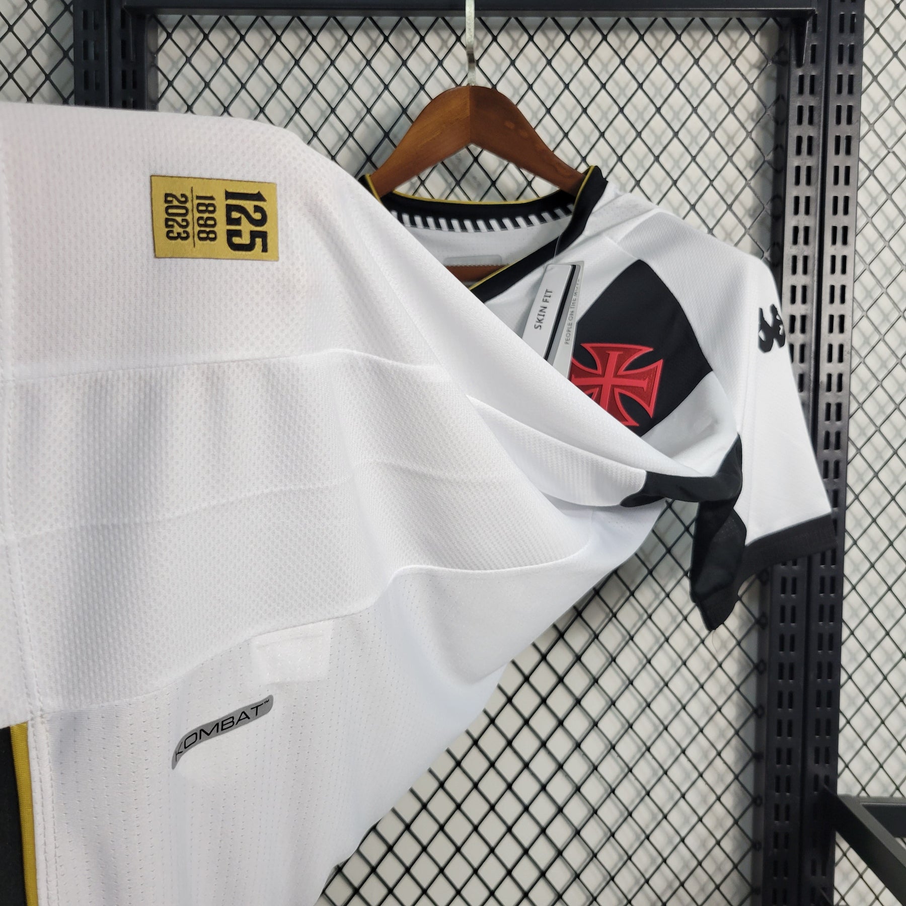 Camisa Vasco da Gama Home 2023/24 - Kappa Torcedor Masculina - Branca/Preta