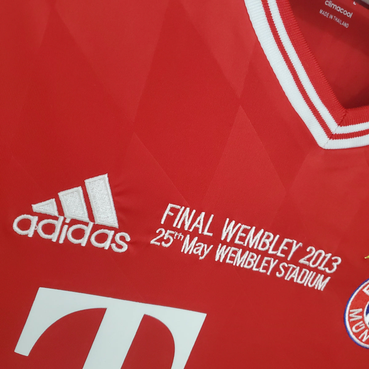 Camisa Manga Longa Bayern de Munique League Home 2013/14 Adidas Retrô Masculina - Champions League - Vermelha/Branca