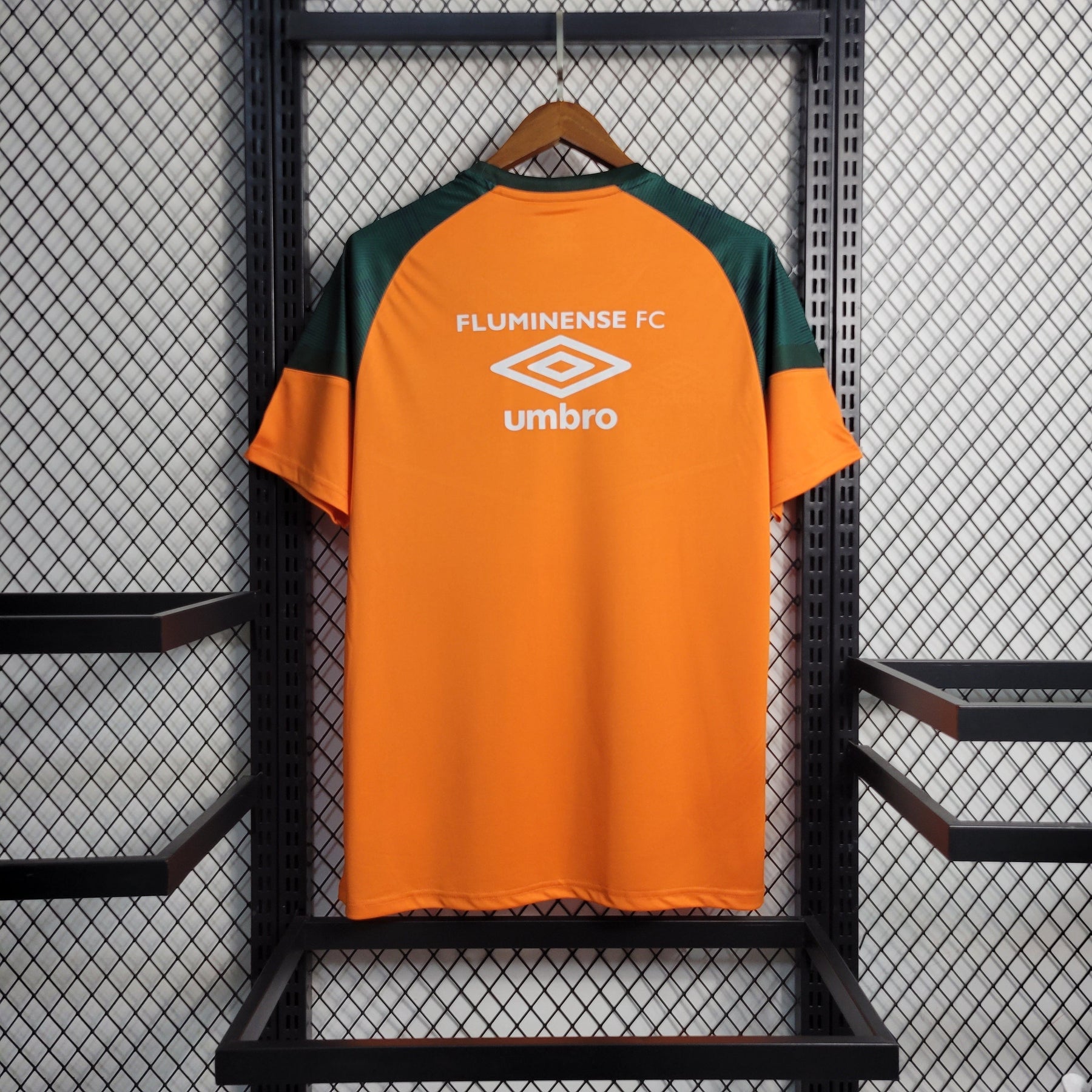 Camisa Fluminense Treino 2023/24 - Umbro Torcedor Masculina - Laranja/Verde