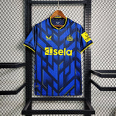 Camisa Newcastle Away 2023/24 - Castore Torcedor Masculina - Azul/Amarela