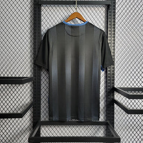 Camisa Newcastle Edição Especial 2022/23 - Castore Torcedor Masculina - Preta/Branca