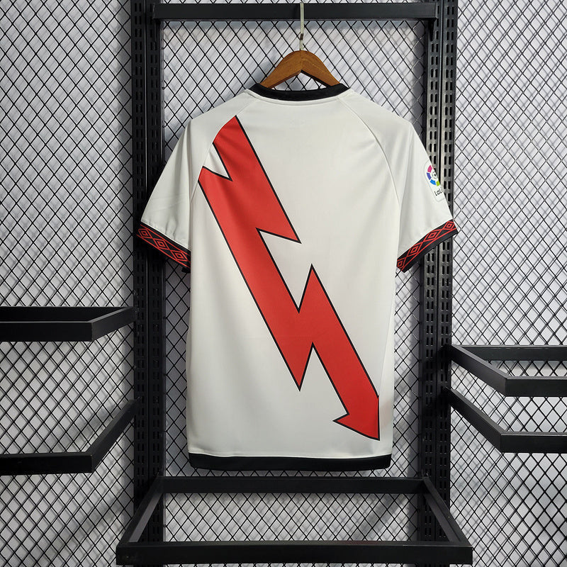 Camisa Rayo Valecano Home 2022/23 - Umbro Torcedor  Masculina - Branca/Vermelha