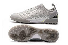 Chuteira Adidas Copa 20.1 Society Cinza