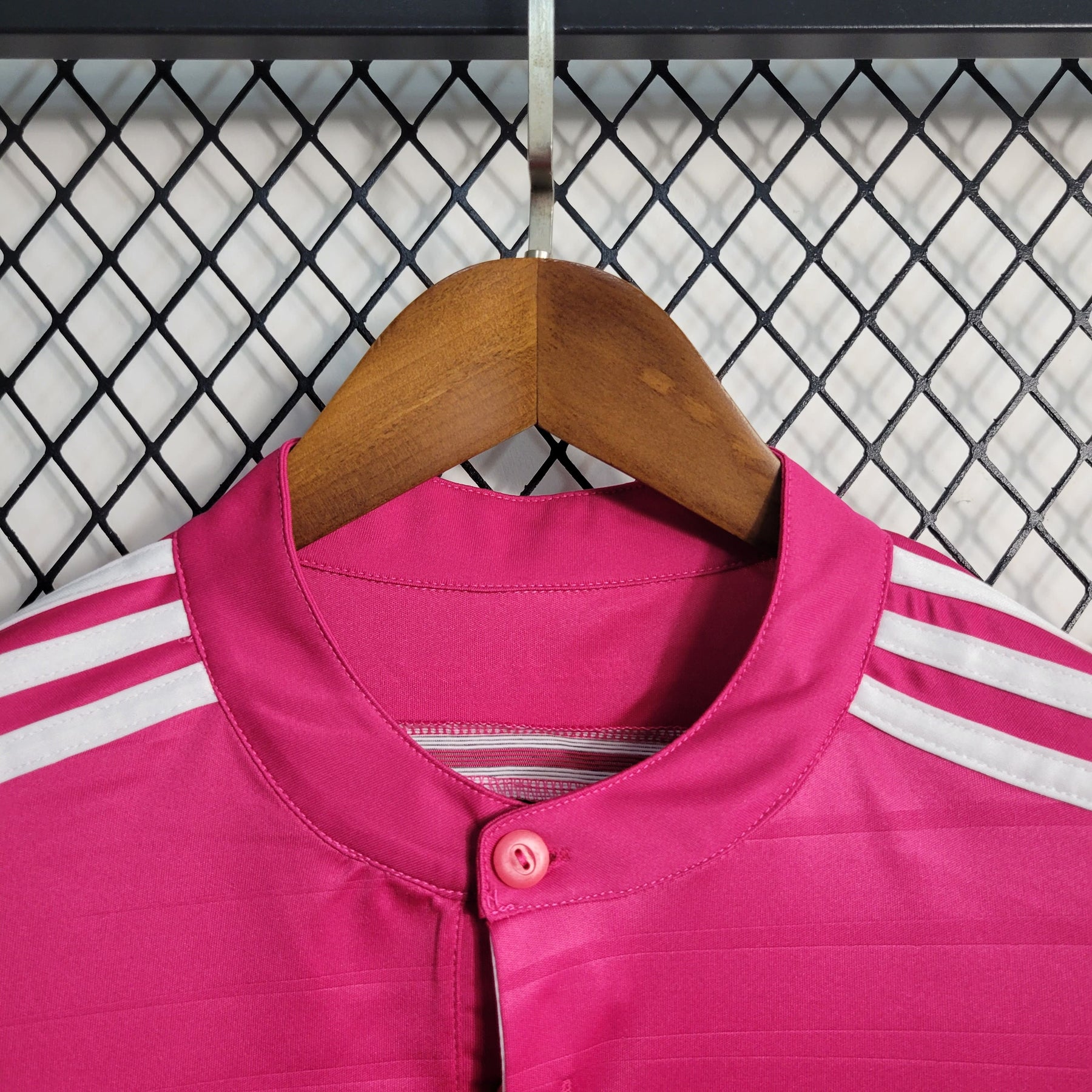 Camisa Manga Longa Real Madrid Away 2014/15 - Adidas Retrô Masculina - Rosa/Branca