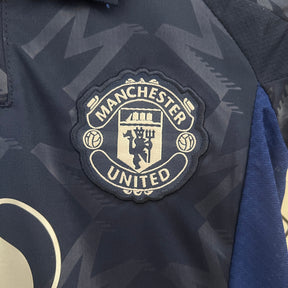 Kit Infantil Manchester United Away 2024/25 - Adidas Torcedor - Azul