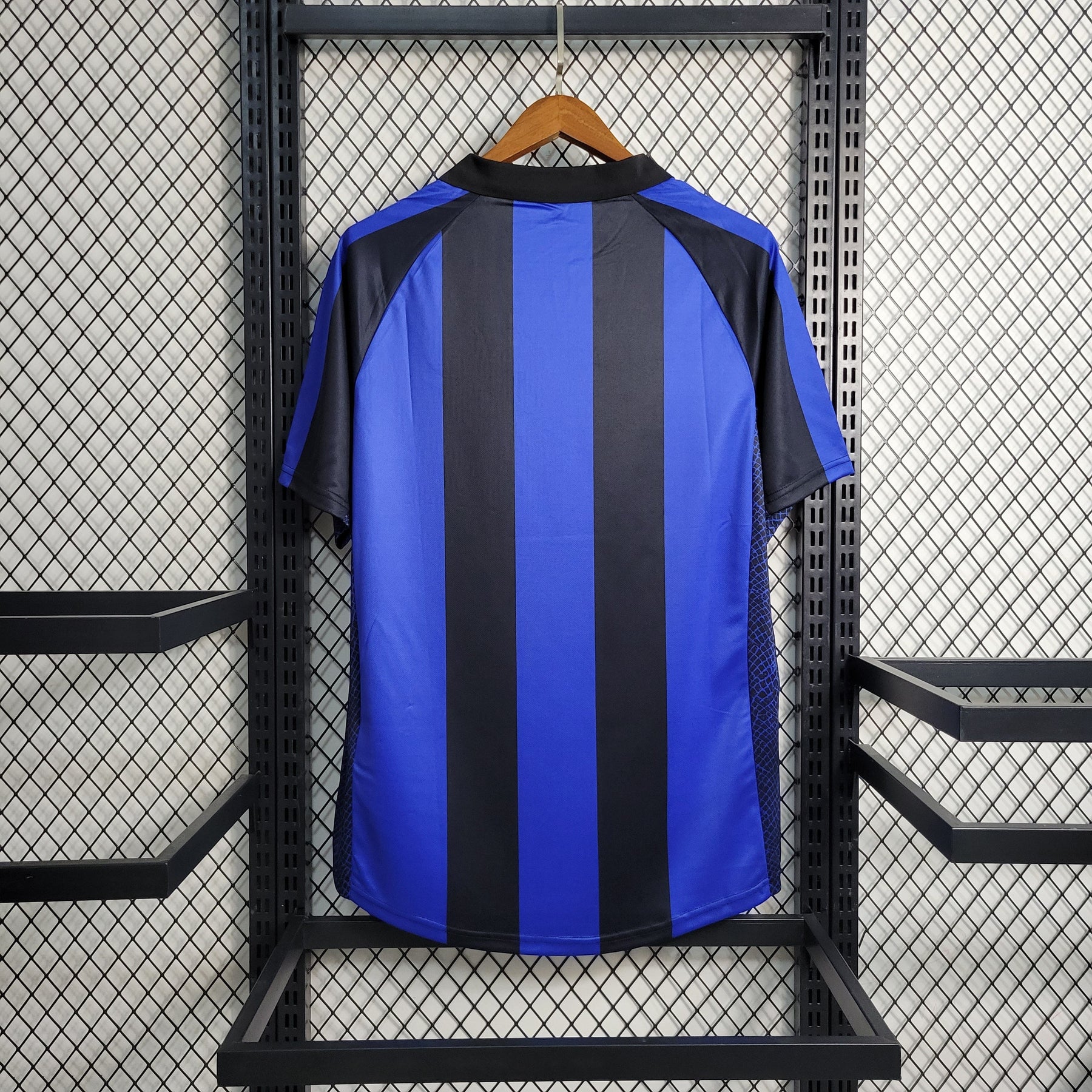 Camisa Inter de Milão 2001/02 - Nike Retrô Masculina - Azul/Preta