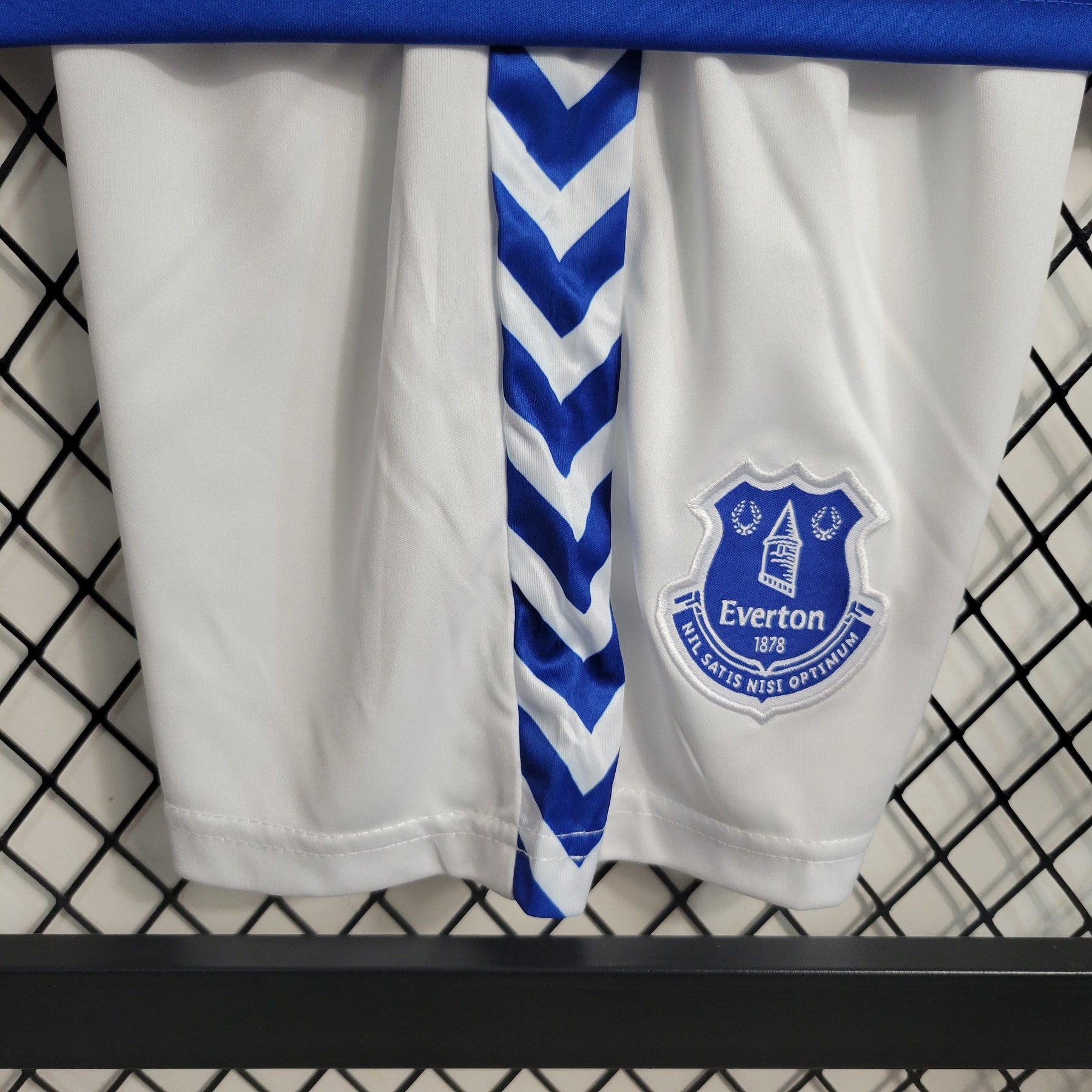 Kit Infantil Everton Home 2023/24 - Hummel Torcedor - Azul/Branca