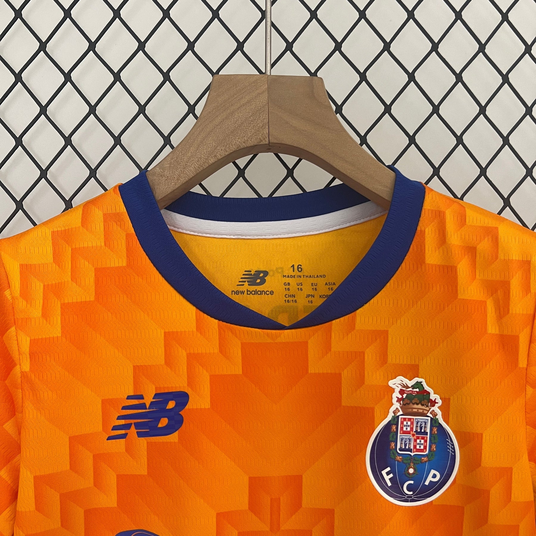 Kit Infantil Porto Away 2024/25 - New Balace Torcedor - Laranja/Azul