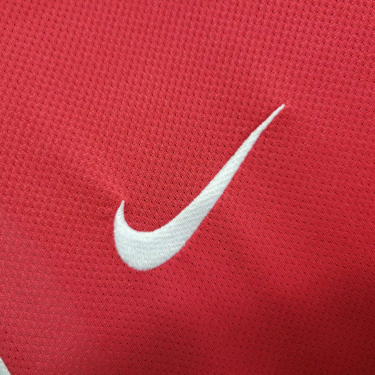 Camisa Arsenal Edição 125 Anos 2011/12 - Nike Retrô Masculina - Vermelha/Branca