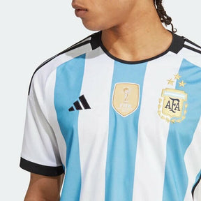 Camisa Argentina I Campeã Copa do Mundo 2022 Branca e Azul Masculina