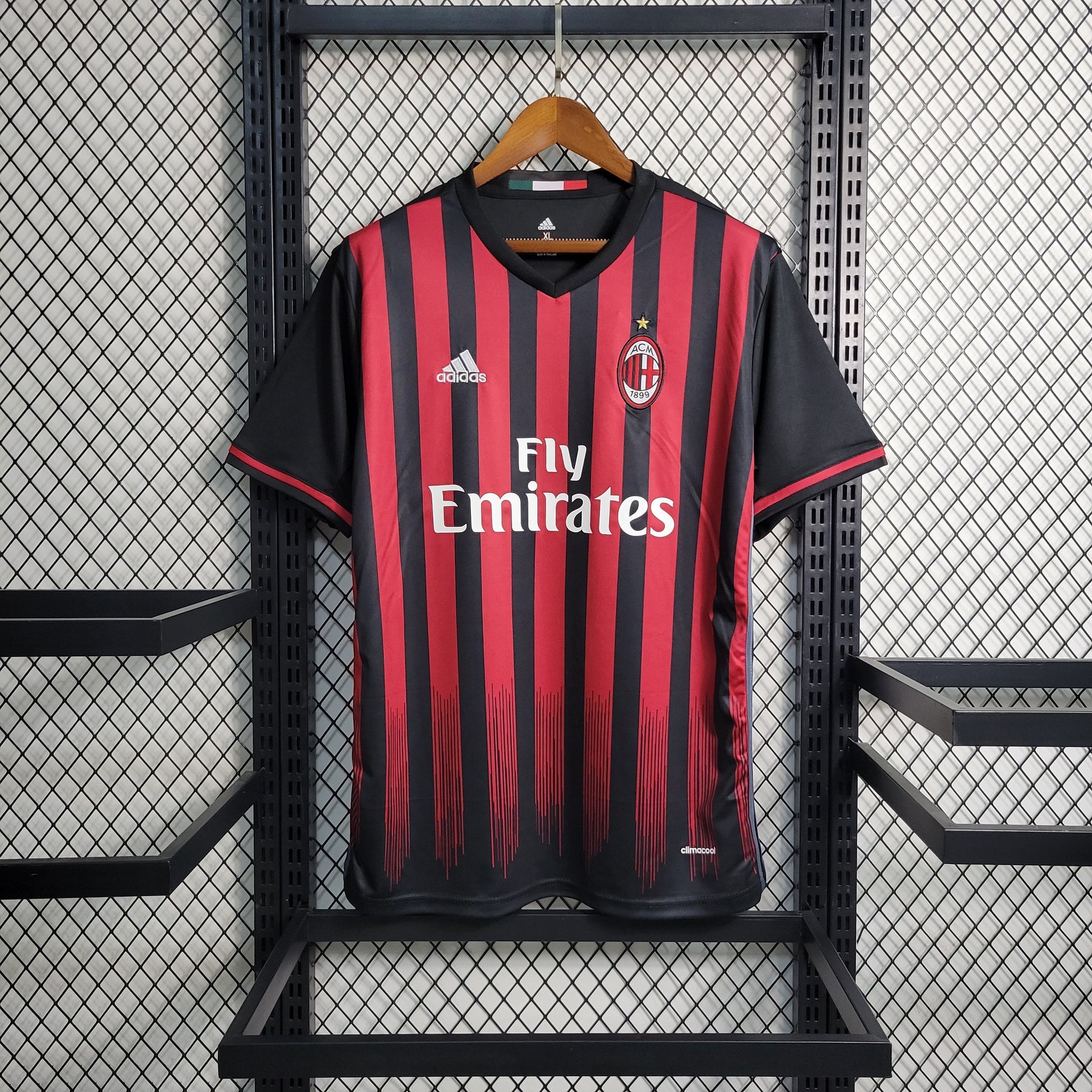 Camisa Milan Home 2016/17 - Adidas Retrô Masculina - Vermelha/Preta