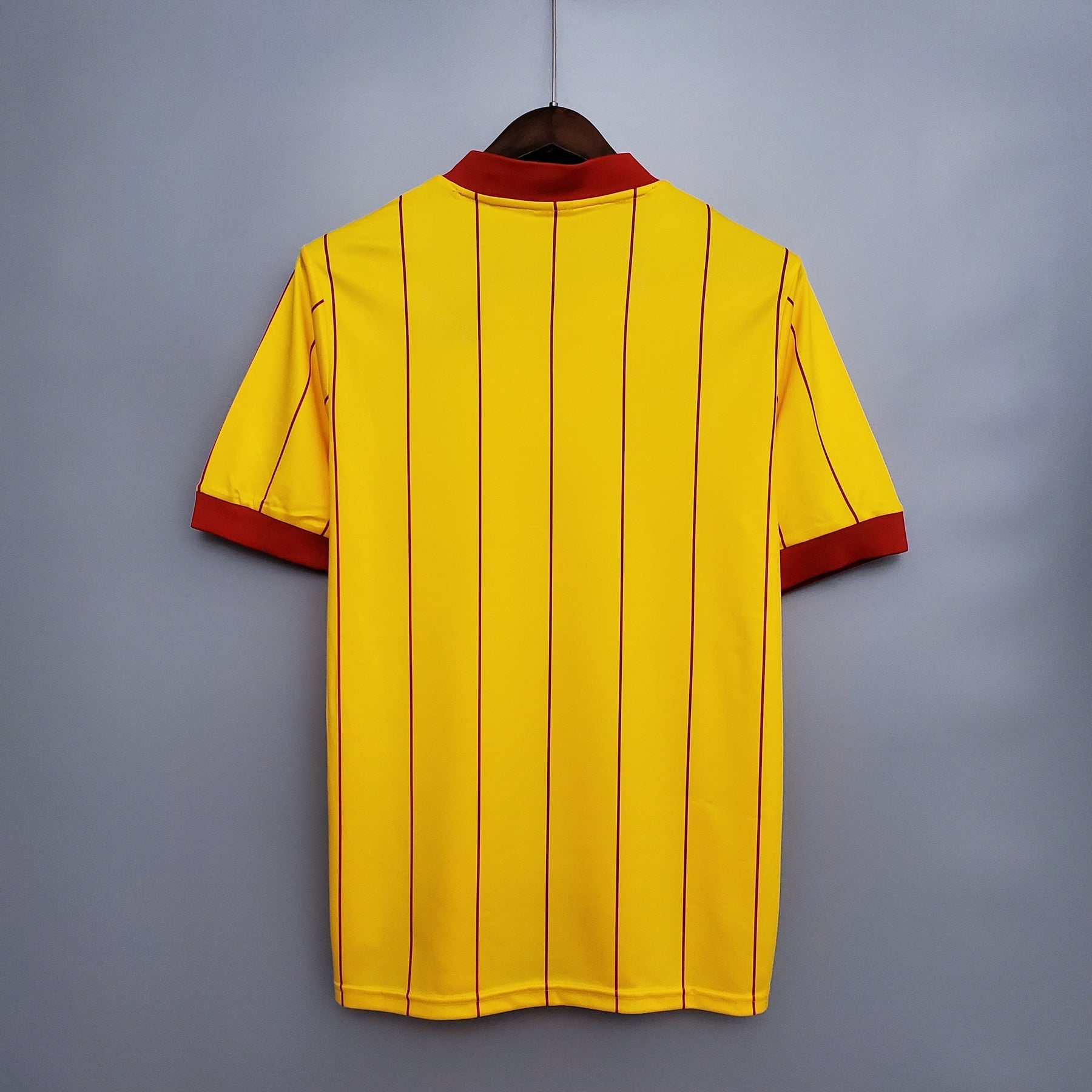 Camisa Liverpool Away 1984 - Umbro Retrô Masculina - Amarela/Vermelha