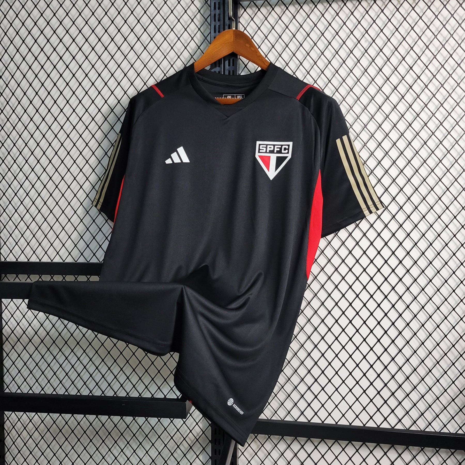 Camisa São Paulo Treino 2023/24 - Adidas Torcedor Masculina - Preta