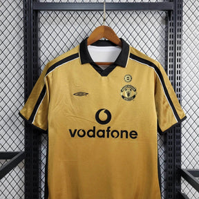 Camisa Manchester United 2001/02 - Umbro Retrô Masculina - Edição Especial 100 anos - Dourada/Branca