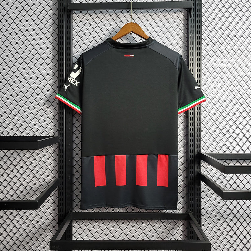 Camisa Milan 2022/23 - Puma Torcedor Masculina - Preta/Vermelha