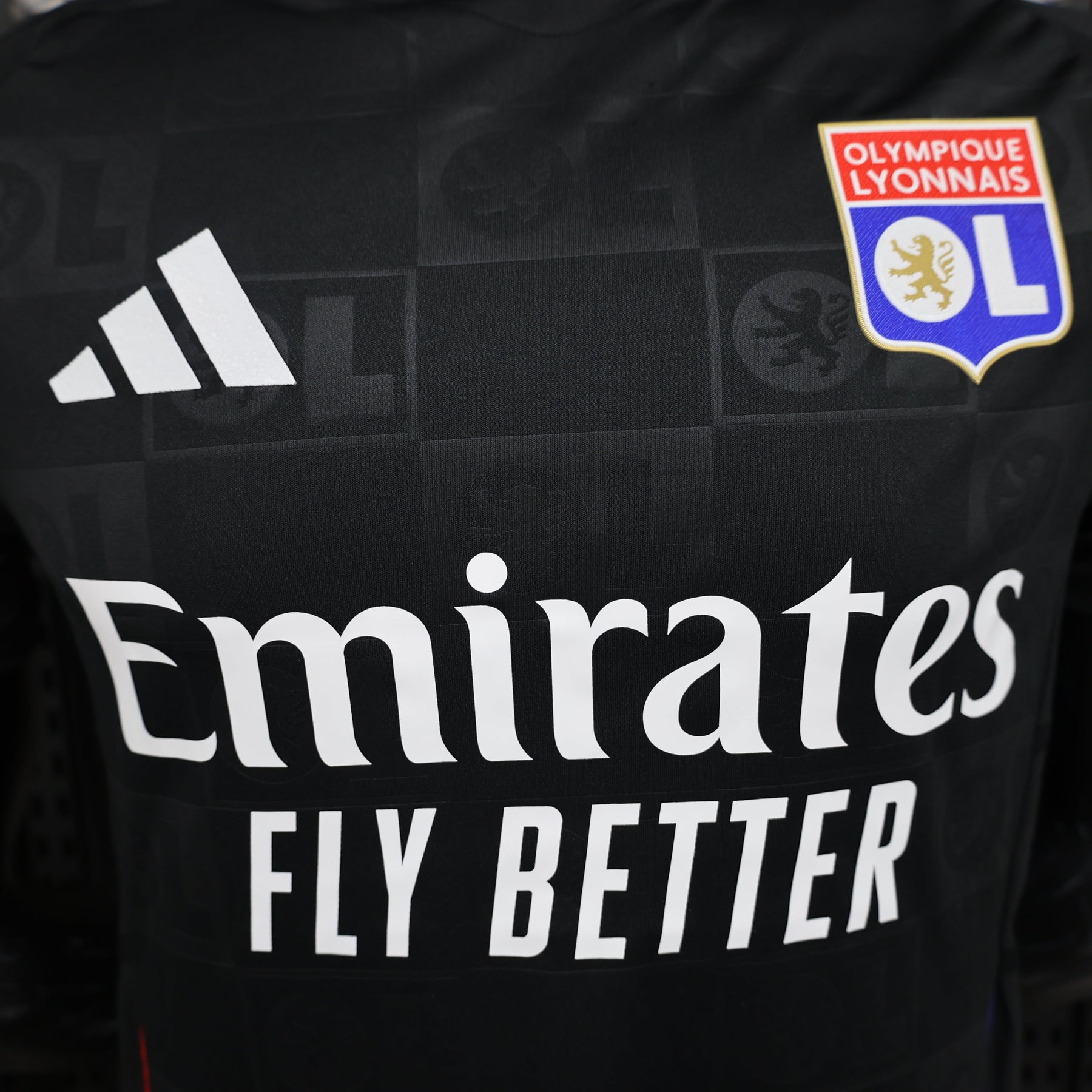 Camisa Lyon Home 2024/25 - Adidas Jogador Masculina - Preta/Azul/Vermelha