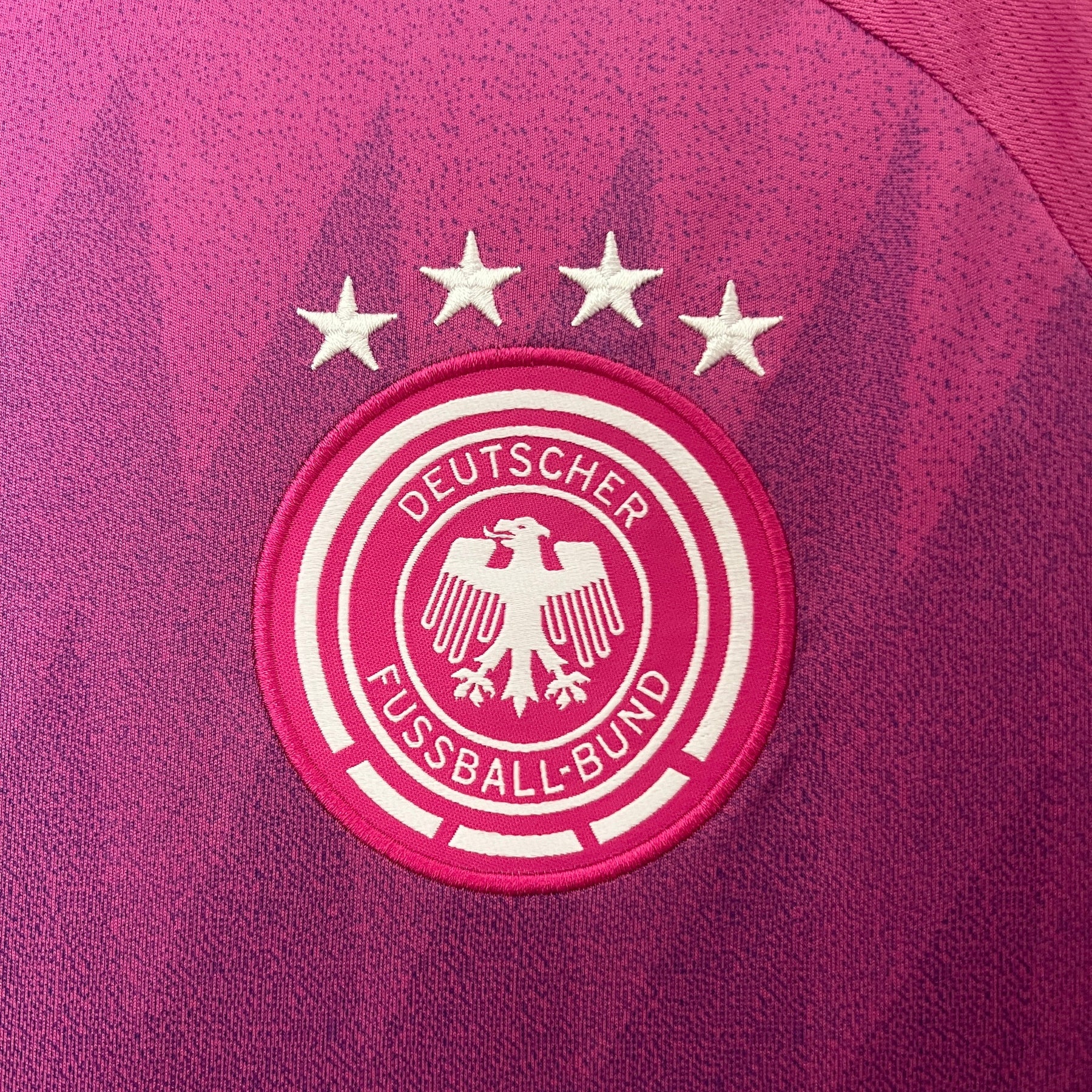 Camisa Seleção Alemanha Away 2024/25 - Adidas Torcedor Masculina - Rosa/Roxa