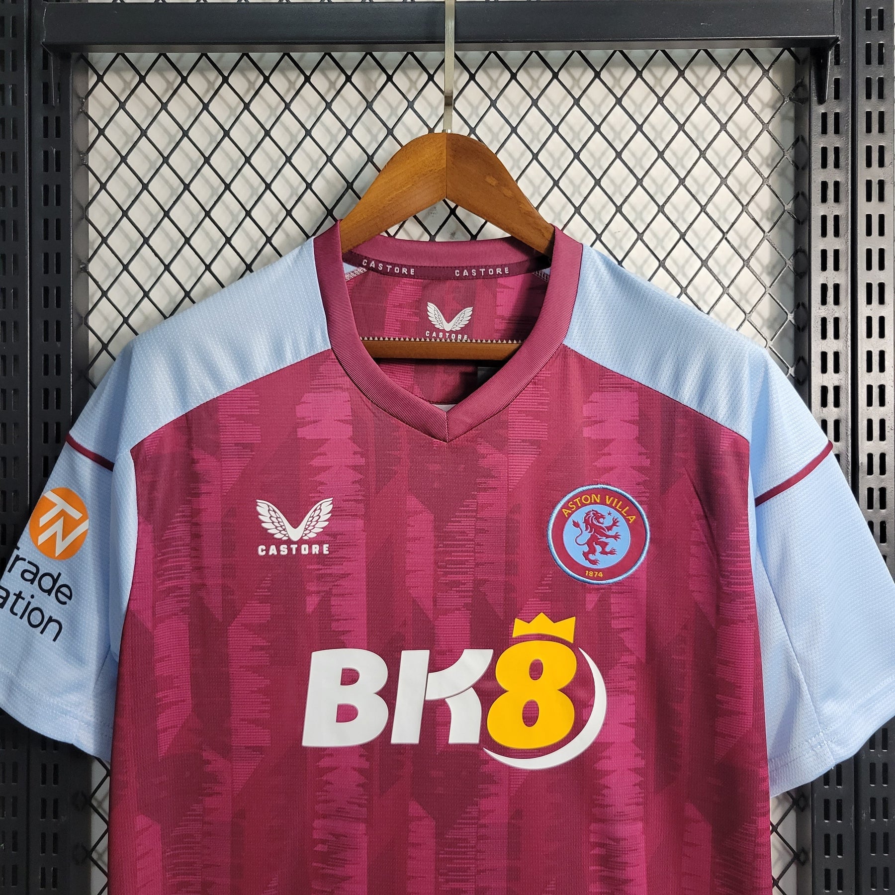 Camisa Aston Villa Home 2023/24 - Castore Torcedor Masculina - Bordo/Azul