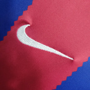 Camisa Barcelona Home 2023/24 - Nike Torcedor Feminina - Vermelha/Azul