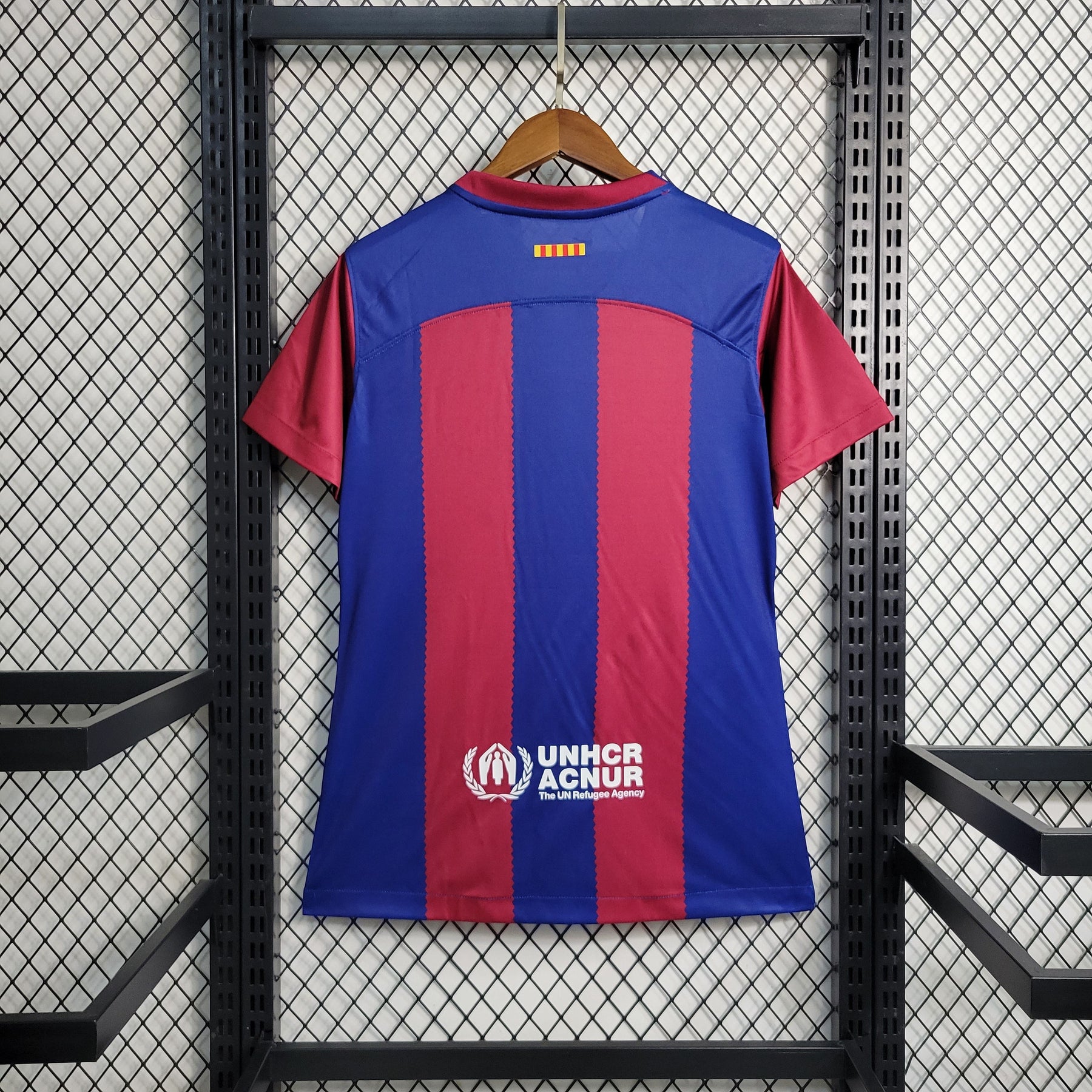 Camisa Barcelona Home 2023/24 - Nike Torcedor Feminina - Vermelha/Azul