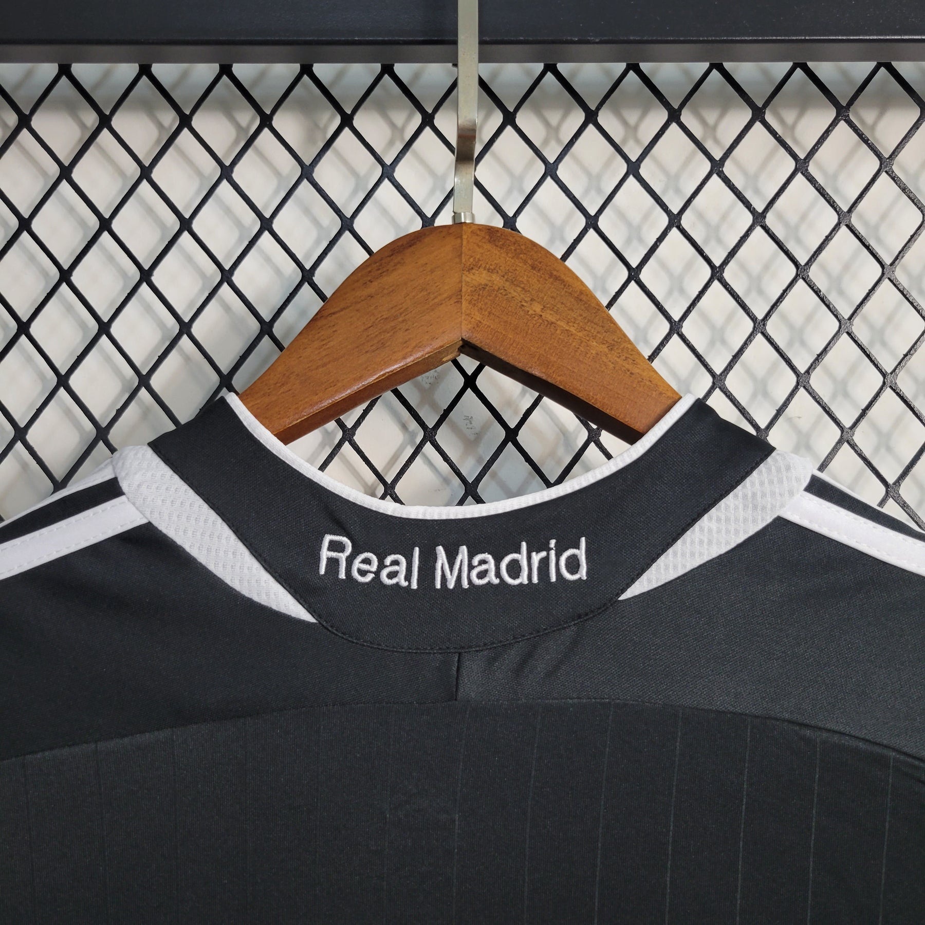 Camisa Real Madrid Manga Longa 2006/07 - Adidas Retrô Masculina - Preta/Branca