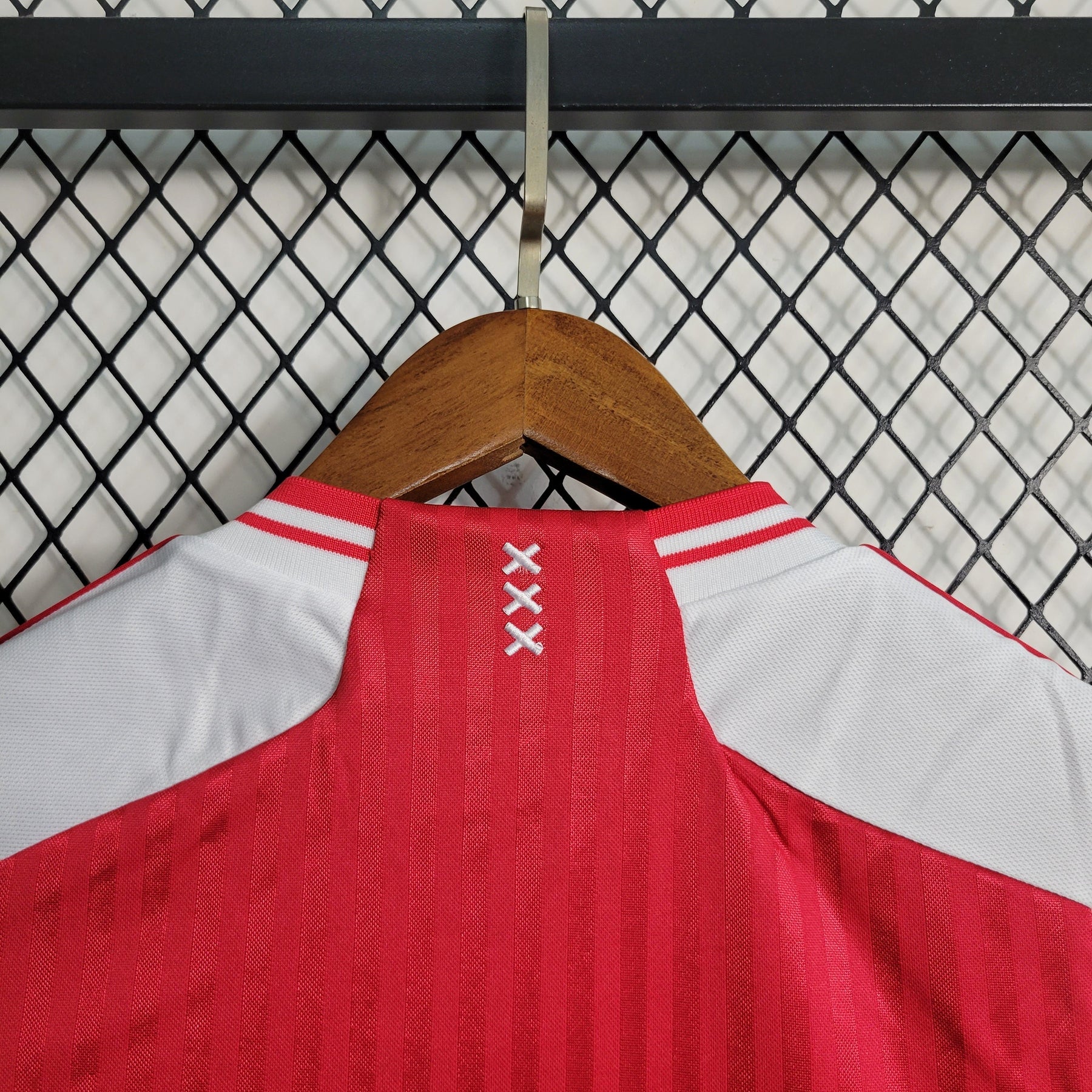 Camisa Ajax Home 2023/24 - Adidas Torcedor Masculina - Vermelha/Branca