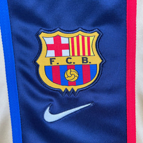 Camisa Barcelona Away 2002 - Nike Retrô Masculina - Dourada/Azul